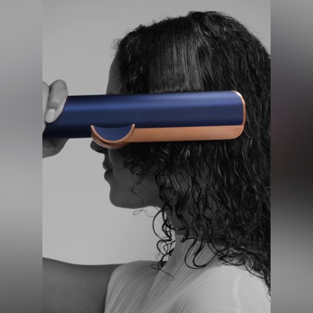 Dyson AirStraight- Prussian Blue/Rich Copper color (Brand New in box)